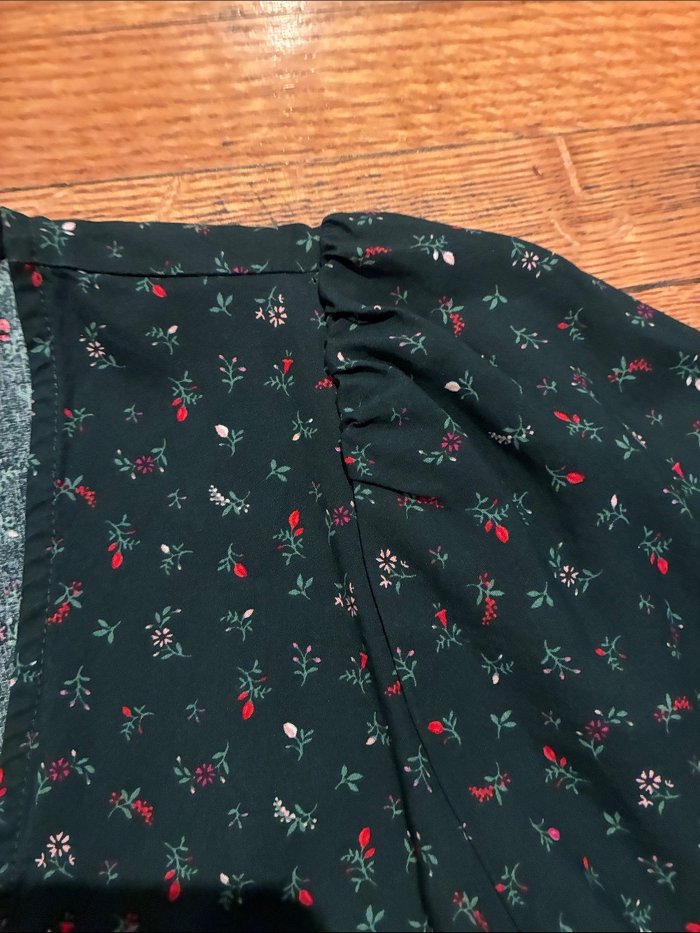 Old Navy Dark Green Floral Wrap Dress - Picture 8 of 8